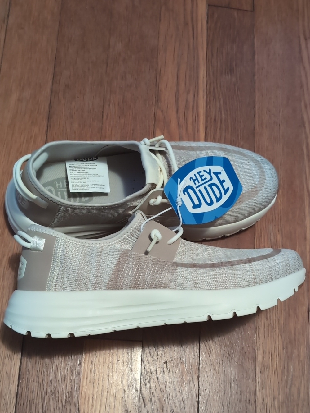 HEY DUDE SIROCCO WOMEN SHOES SIZE 8